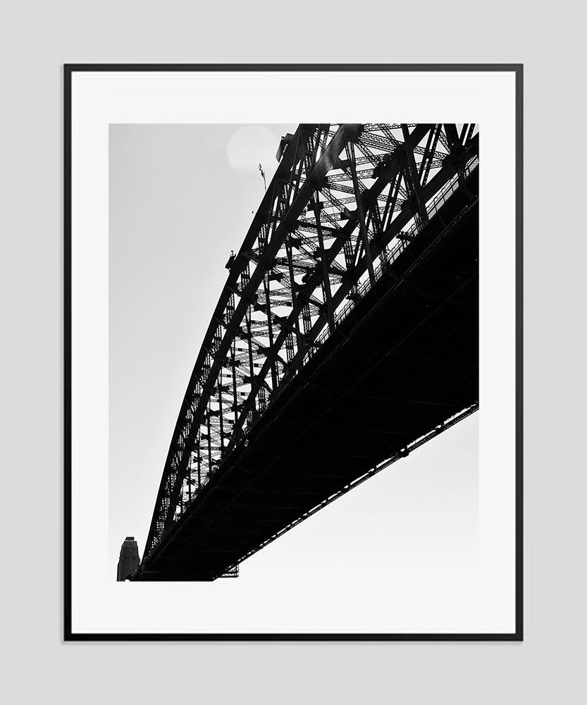 Ponte del porto -  Stampa oversize firmata in edizione limitata - Photograph Moderno di Stuart Möller