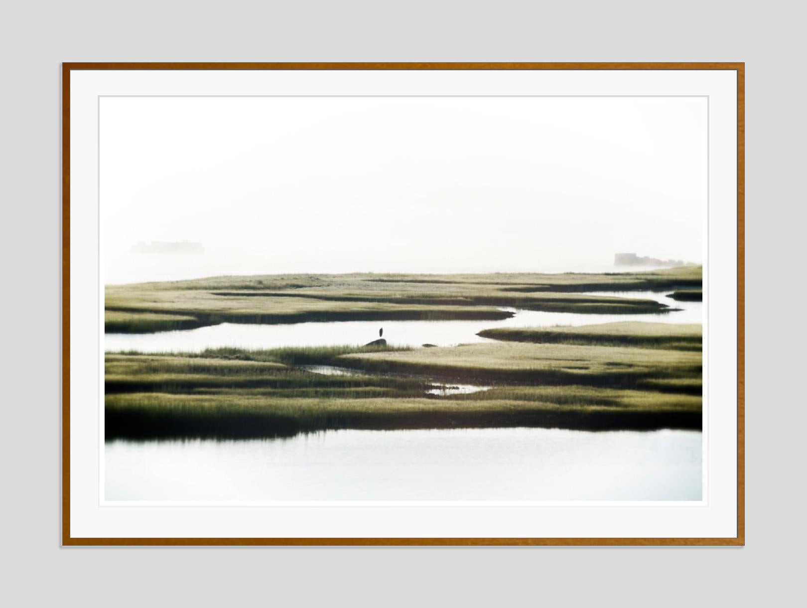 Nebbia del Massachusetts -  Stampa oversize firmata in edizione limitata - Photograph Moderno di Stuart Möller