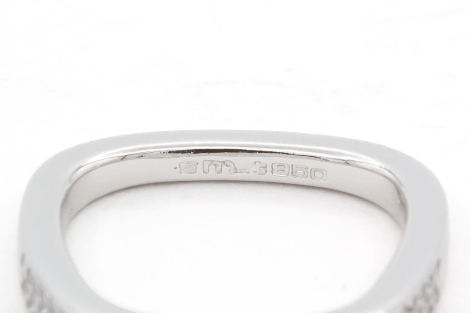 Stuart Moore GIA Certified Platinum & Emerald Cut Diamond Engagement Ring Set For Sale 11
