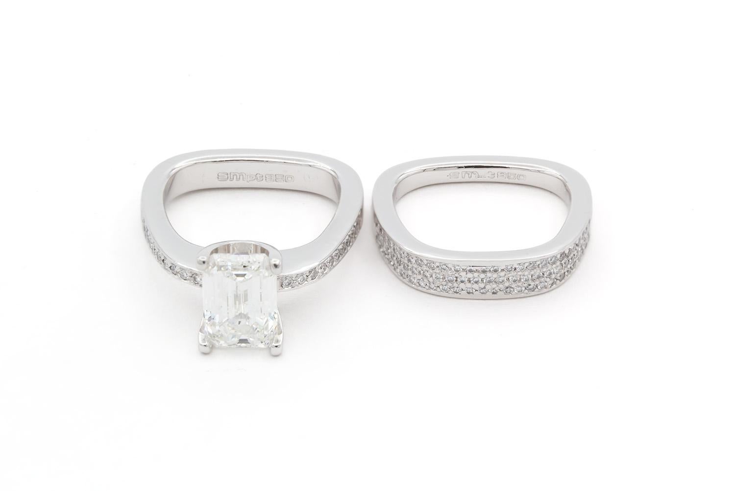 Contemporary Stuart Moore GIA Certified Platinum & Emerald Cut Diamond Engagement Ring Set For Sale