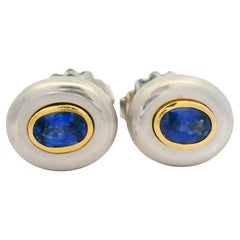 Pendientes Stuart Moore de platino y oro amarillo con zafiro ovalado en bisel de 1,20 quilates