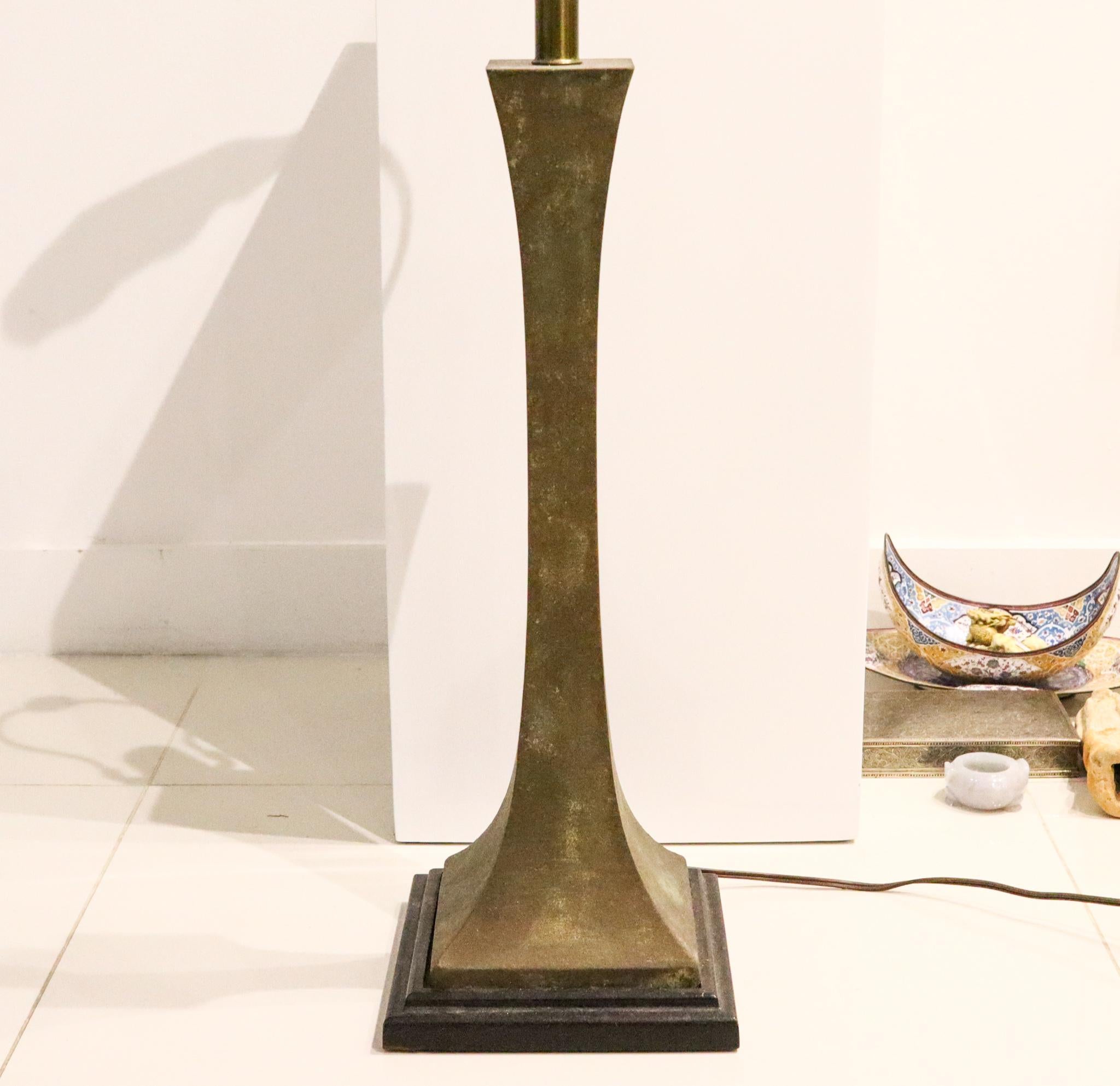 American Stuart Ross James for Hansen 1960 Midcentury Pair Patinated Bronze Table Lamps