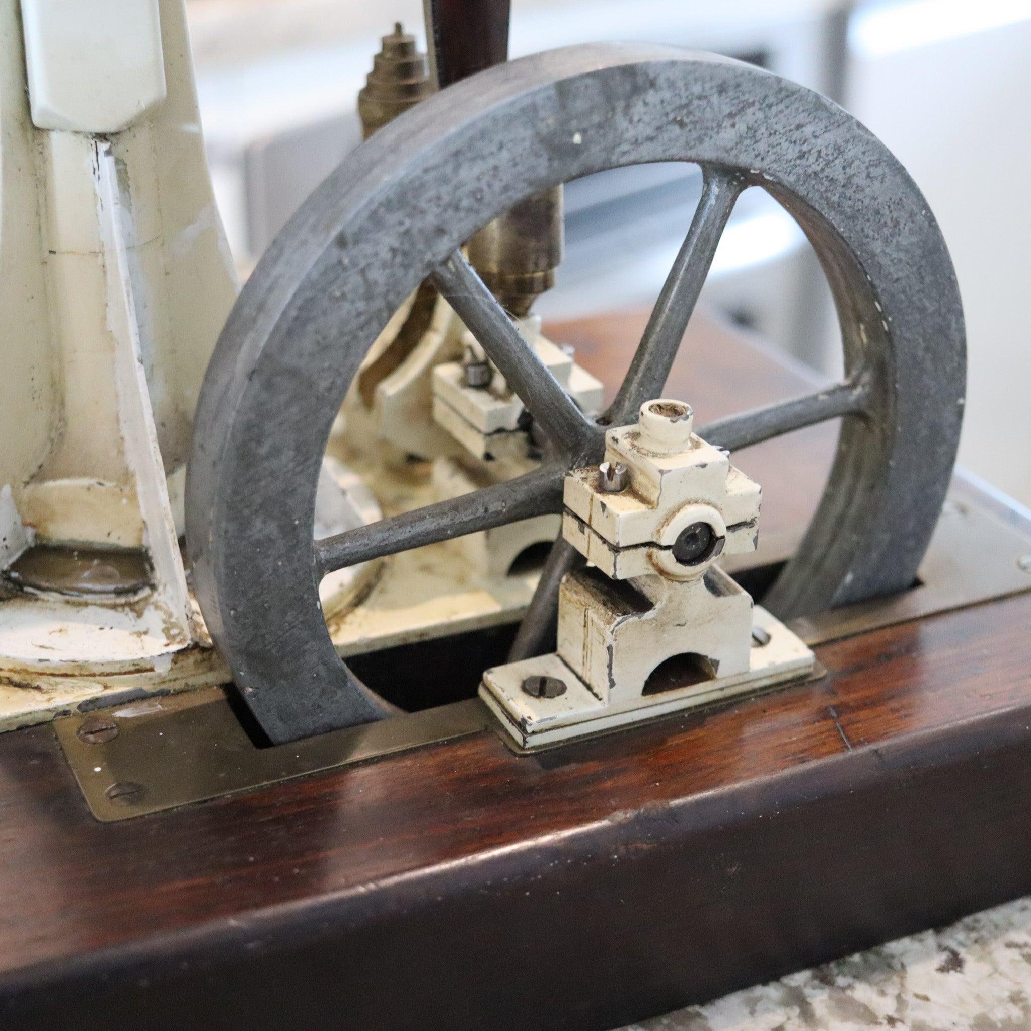 STUART TURNER 1898-1906 Inglaterra Modelo antiguo de máquina de vapor de media viga Fines del siglo XIX en venta
