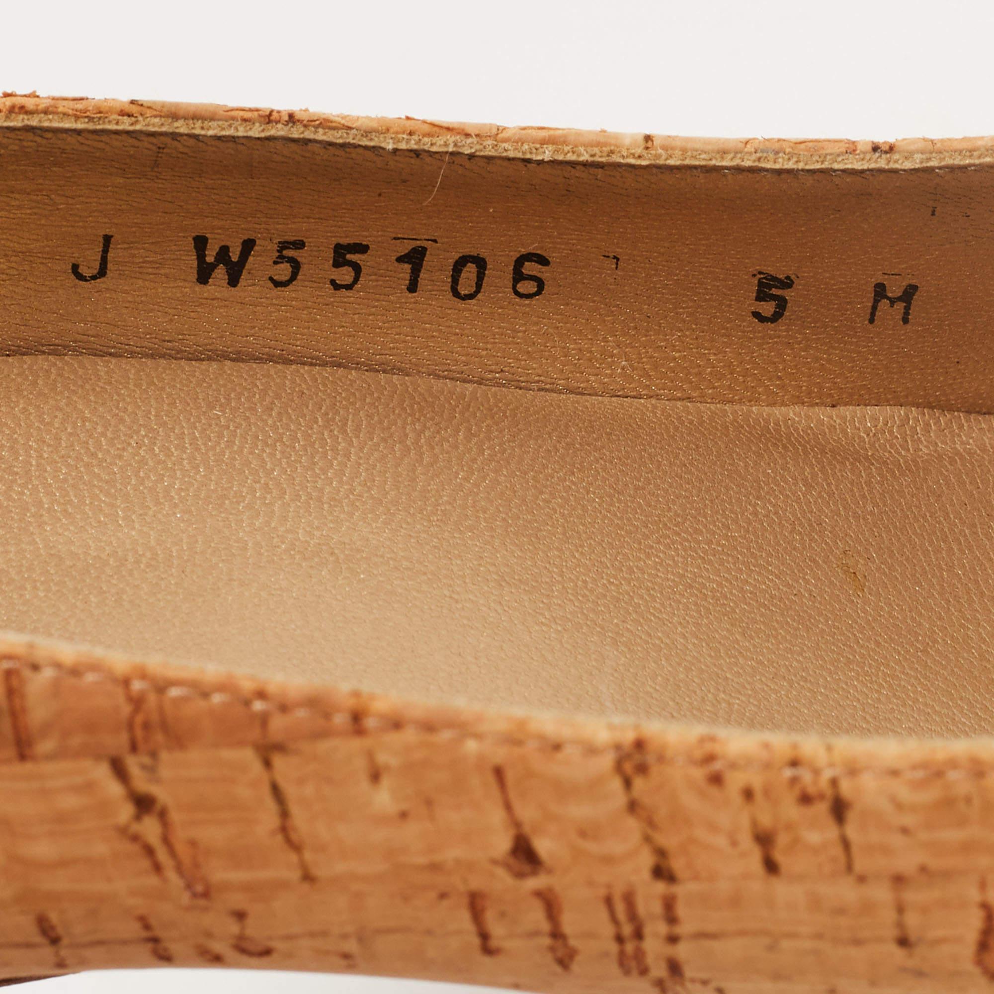 Stuart Weitzman escarpins à bout rond en liège beige, taille 35,5 en vente 3