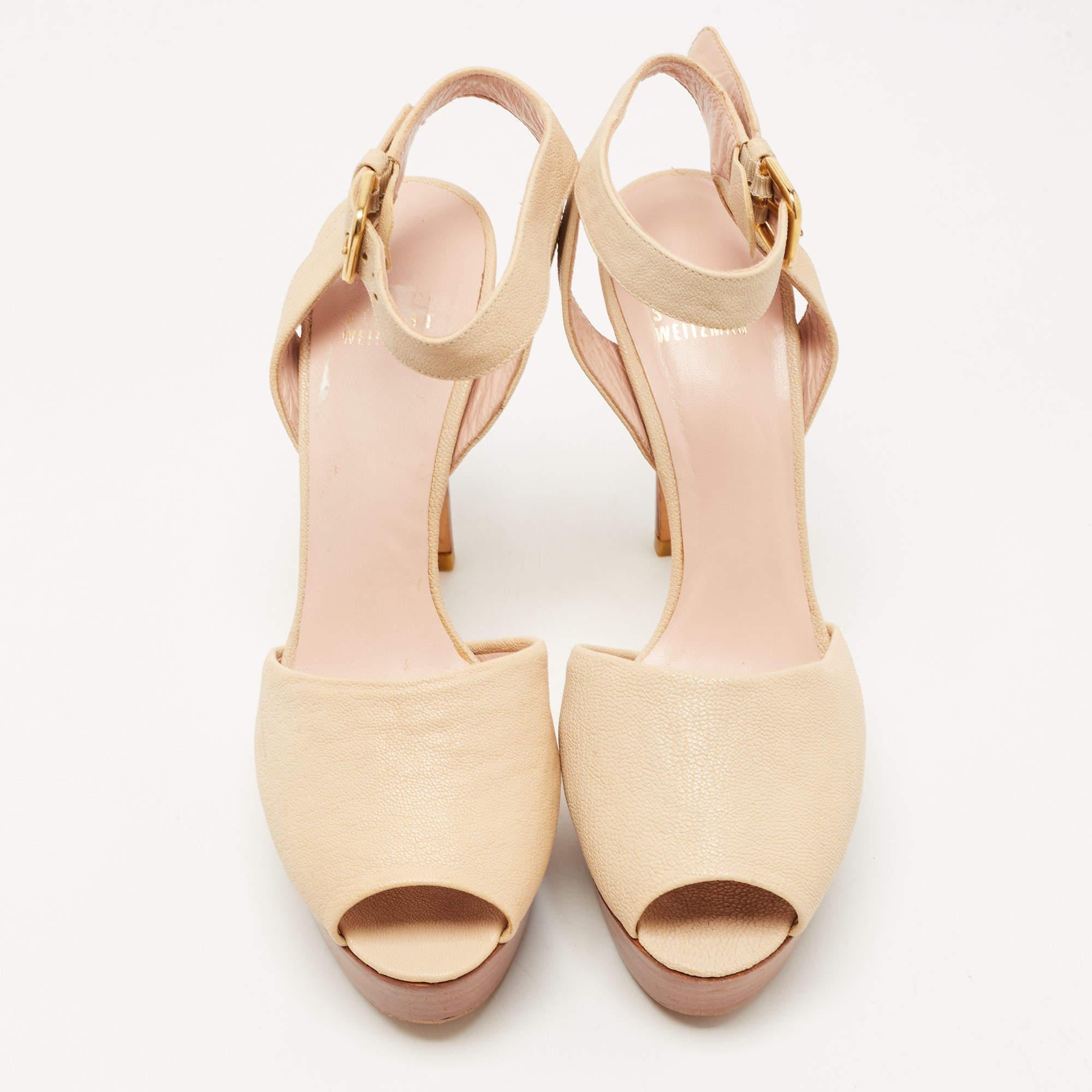 Beige Stuart Weitzman - Sandales à plateforme en cuir beige avec bride à la cheville, taille 39
