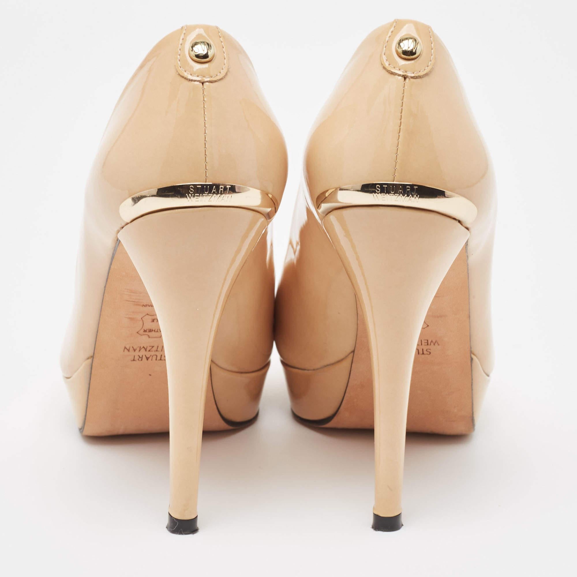 Stuart Weitzman escarpins à bout ouvert beige, taille 37,5 Pour femmes en vente
