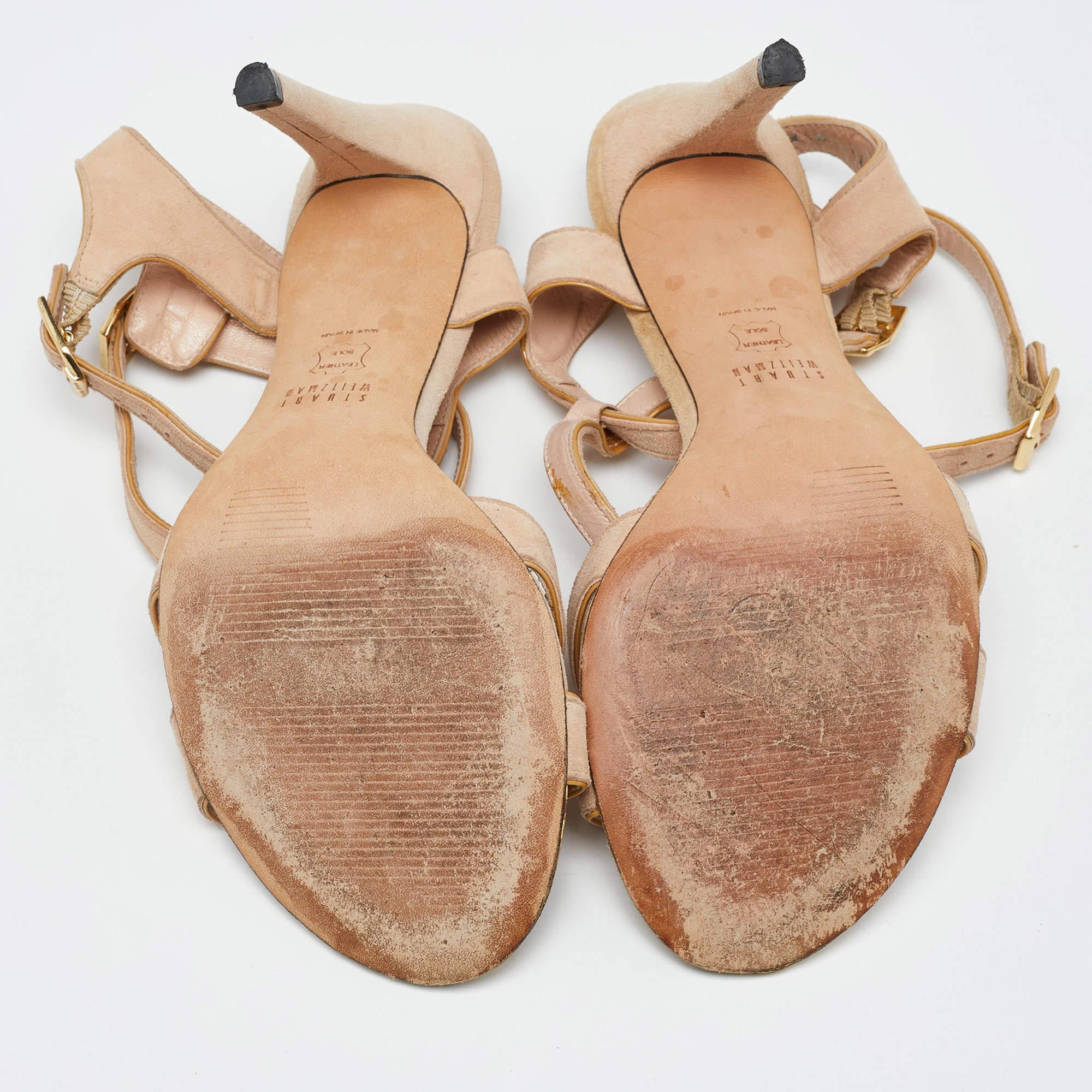 Stuart Weitzman - Sandales à bout ouvert en daim beige avec bride en T, taille 39,5 en vente 1