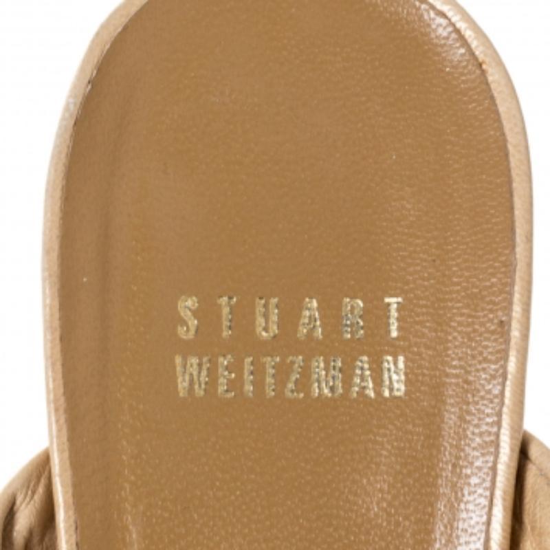 Stuart Weitzman Beige Twist Pelle Glitter Platform Slide Sandals Taglia 39.5 In condizioni discrete in vendita a Dubai, Al Qouz 2