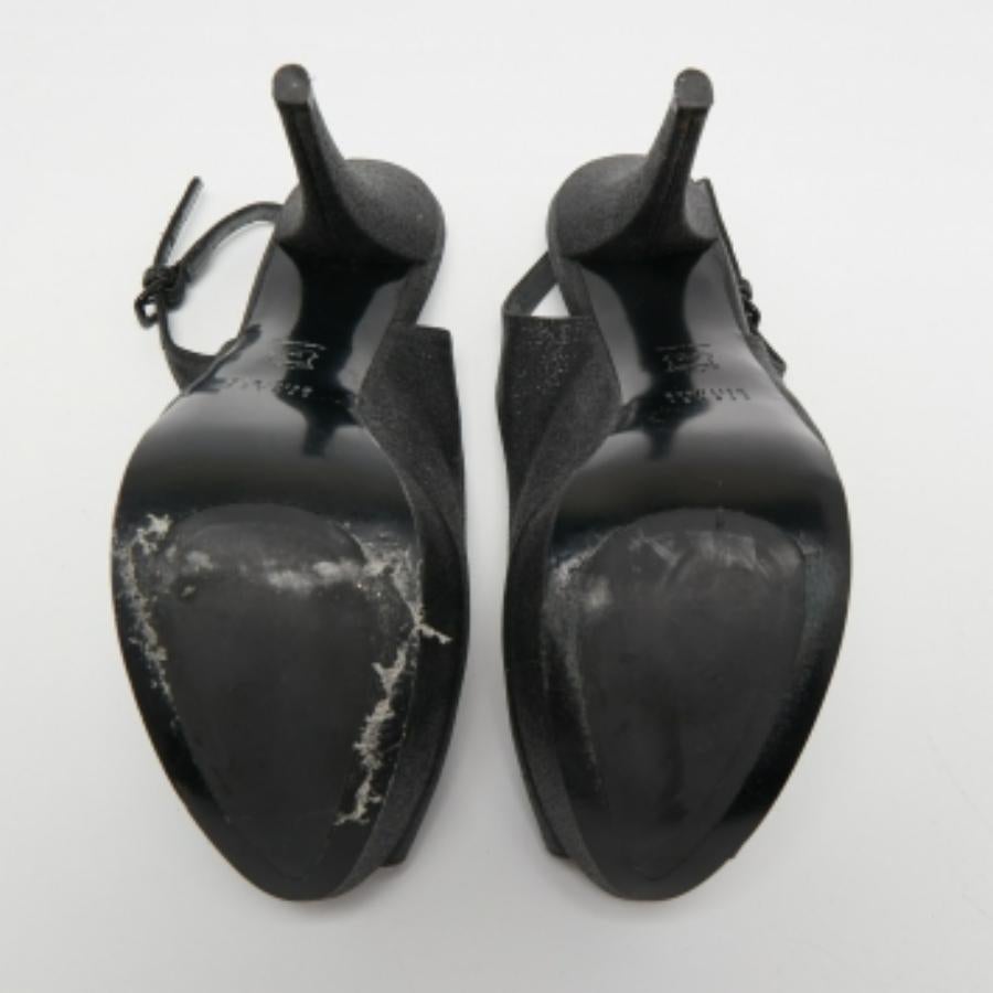 Stuart Weitzman Black Glitter and Leather Peep Toe Slingback Pumps Talla 39 Negro en venta