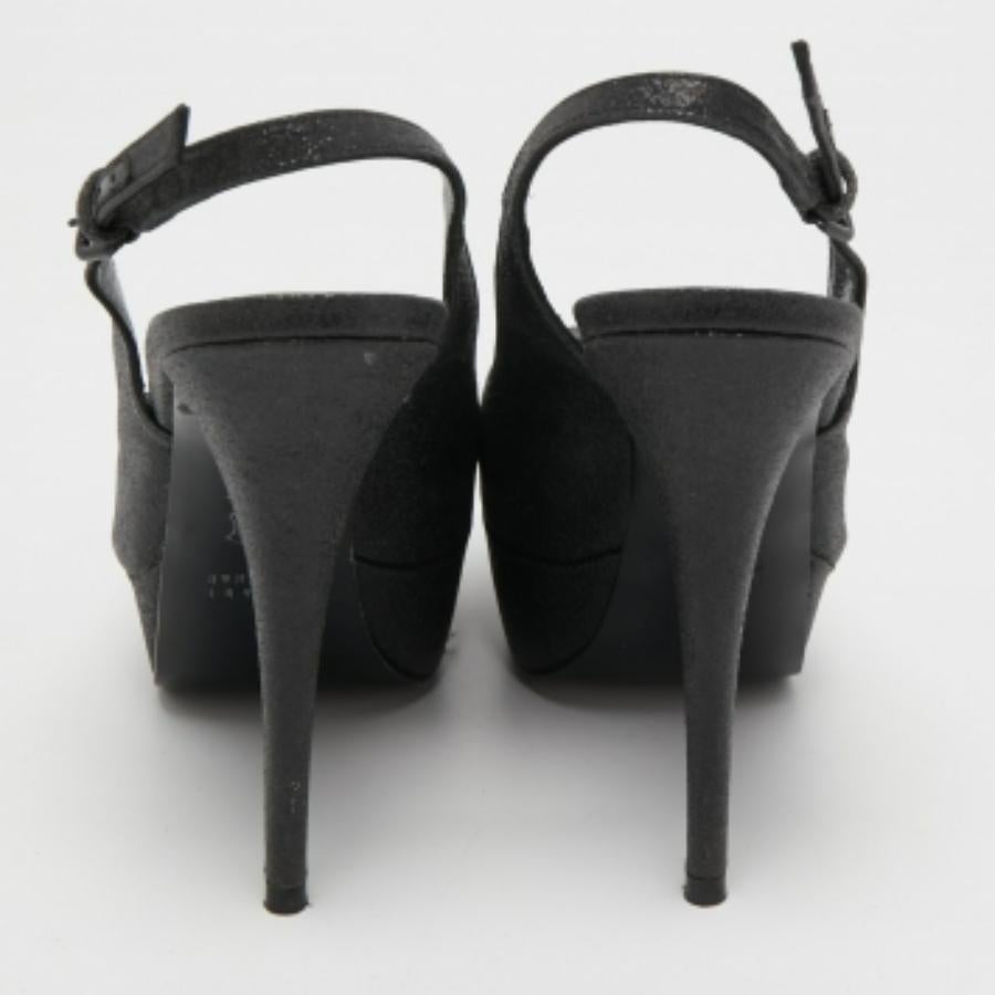 Stuart Weitzman Black Glitter and Leather Peep Toe Slingback Pumps Talla 39 en venta 1