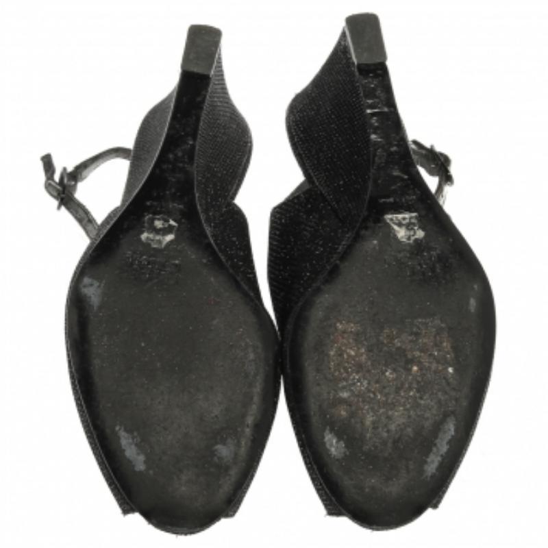 Stuart Weitzman Black Glitter Fabric Slingback Wedge Sandals Size 36 In Fair Condition For Sale In Dubai, Al Qouz 2