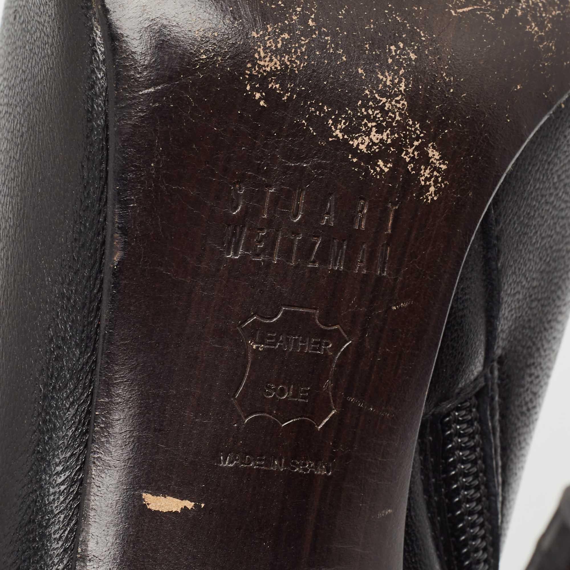 Stuart Weitzman - Bottines à bout pointu en cuir noir Taille 39,5 en vente 2