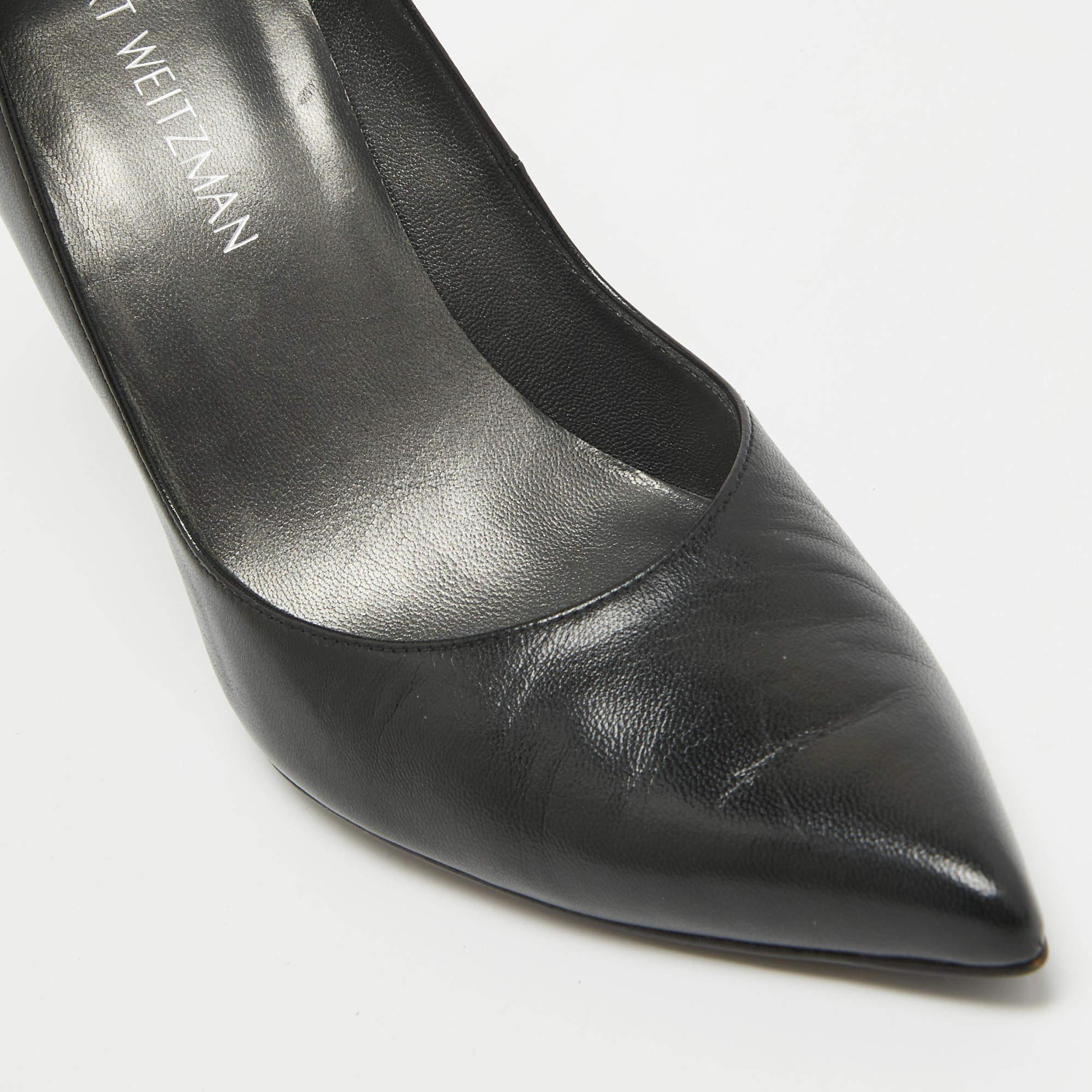 Stuart Weitzman - Escarpins à bout pointu en cuir noir avec nœud - Taille 40 en vente 2