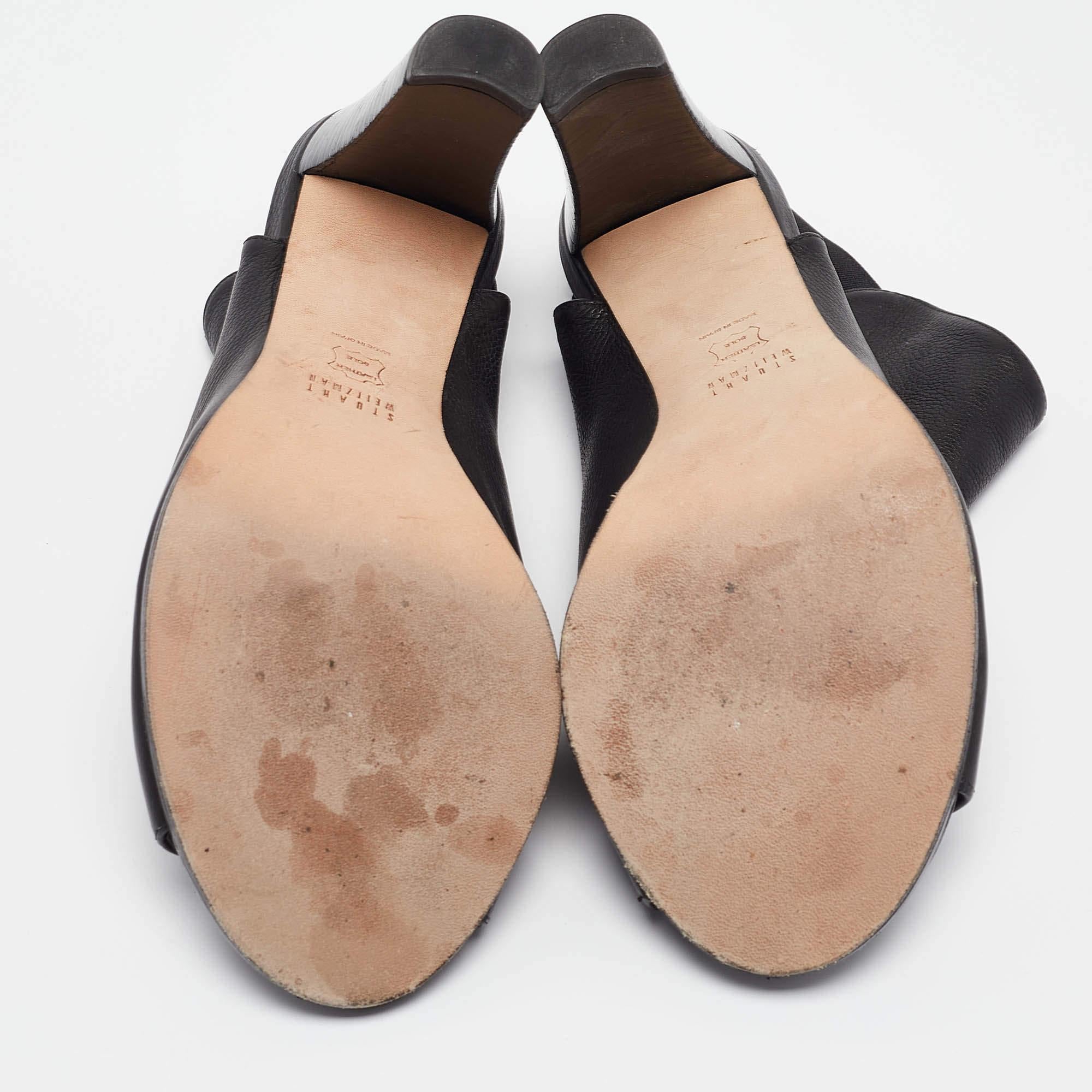Stuart Weitzman Botines elásticos recortados de piel negra Talla 39 en venta 1