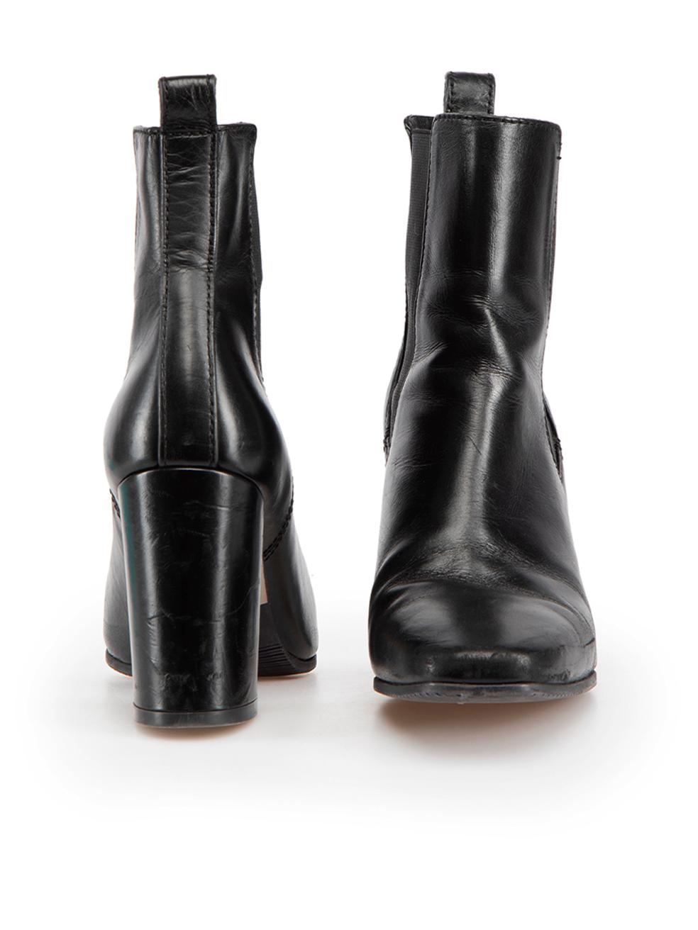 Stuart Weitzman Black Leather High Heeled Boots Size US 6 In Good Condition For Sale In London, GB