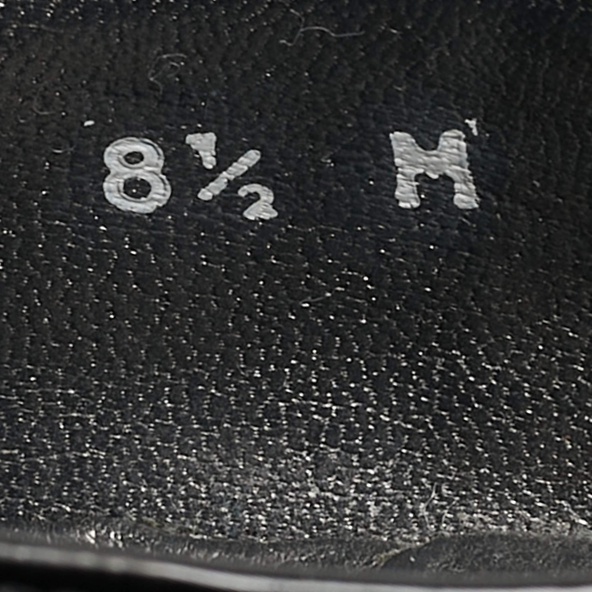 Stuart Weitzman Mocassins en cuir verni noir Taille 39 en vente 2