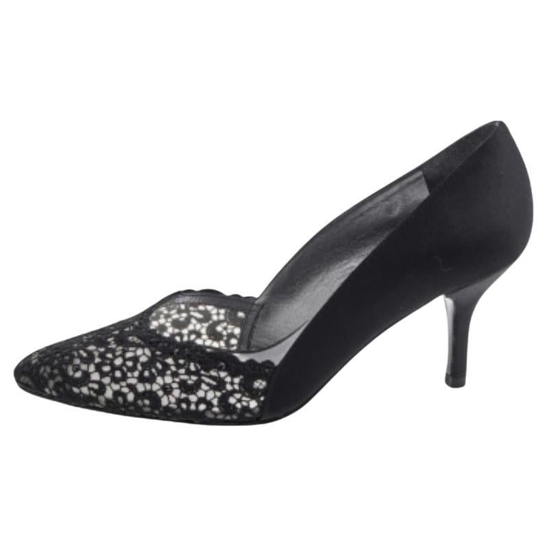 Stuart Weitzman Black Satin and Lace Almond Toe Pumps Size 38 For Sale