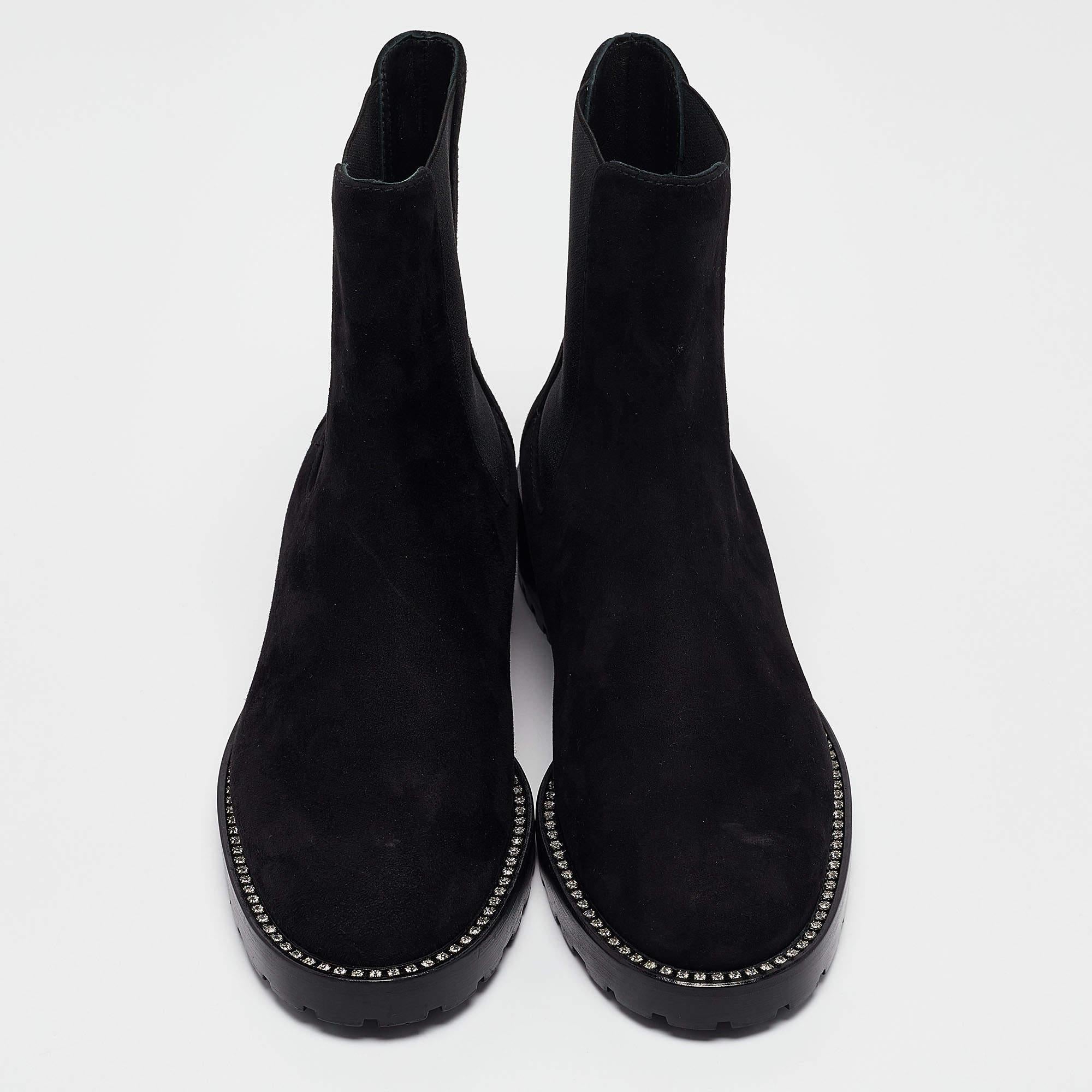 Noir Stuart Weitzman Bottes Chelsea Kolbie en daim noir Taille 36 en vente