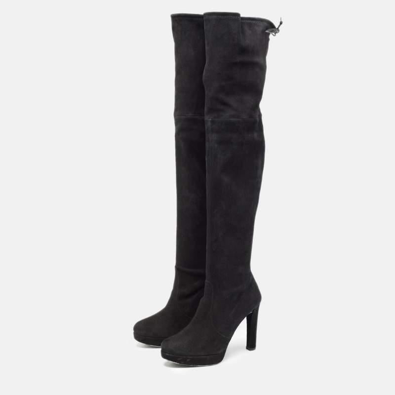 Méticuleusement conçues dans une silhouette élégante, ces bottes sont d'un grand style. Elles sont dotées de semelles intérieures confortables et de semelles extérieures durables pour vous durer toute la vie. Ces bottes sont tout simplement
