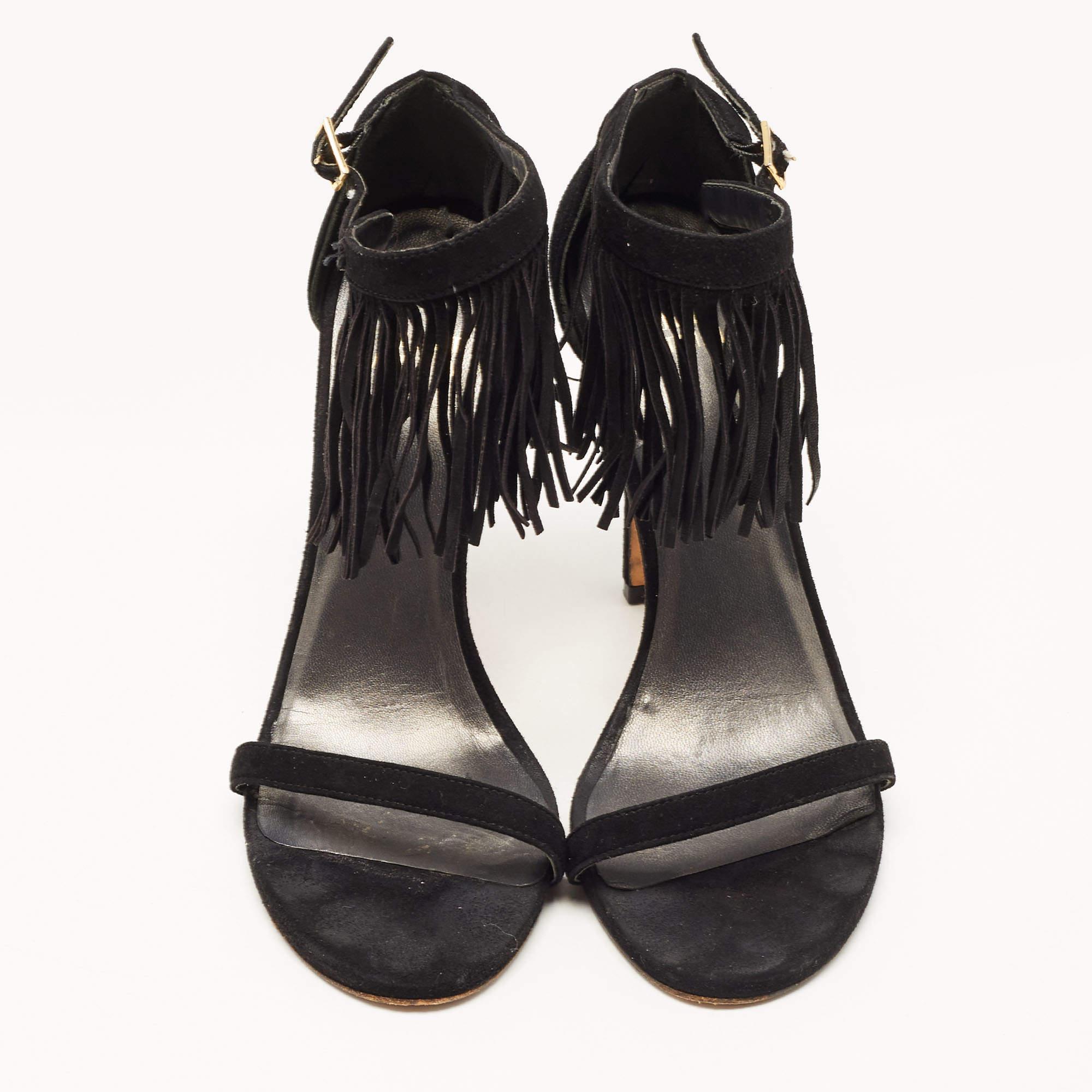 Stuart Weitzman Black Suede Love Fringe Ankle Strap Sandals Size 37.5 In Good Condition For Sale In Dubai, Al Qouz 2