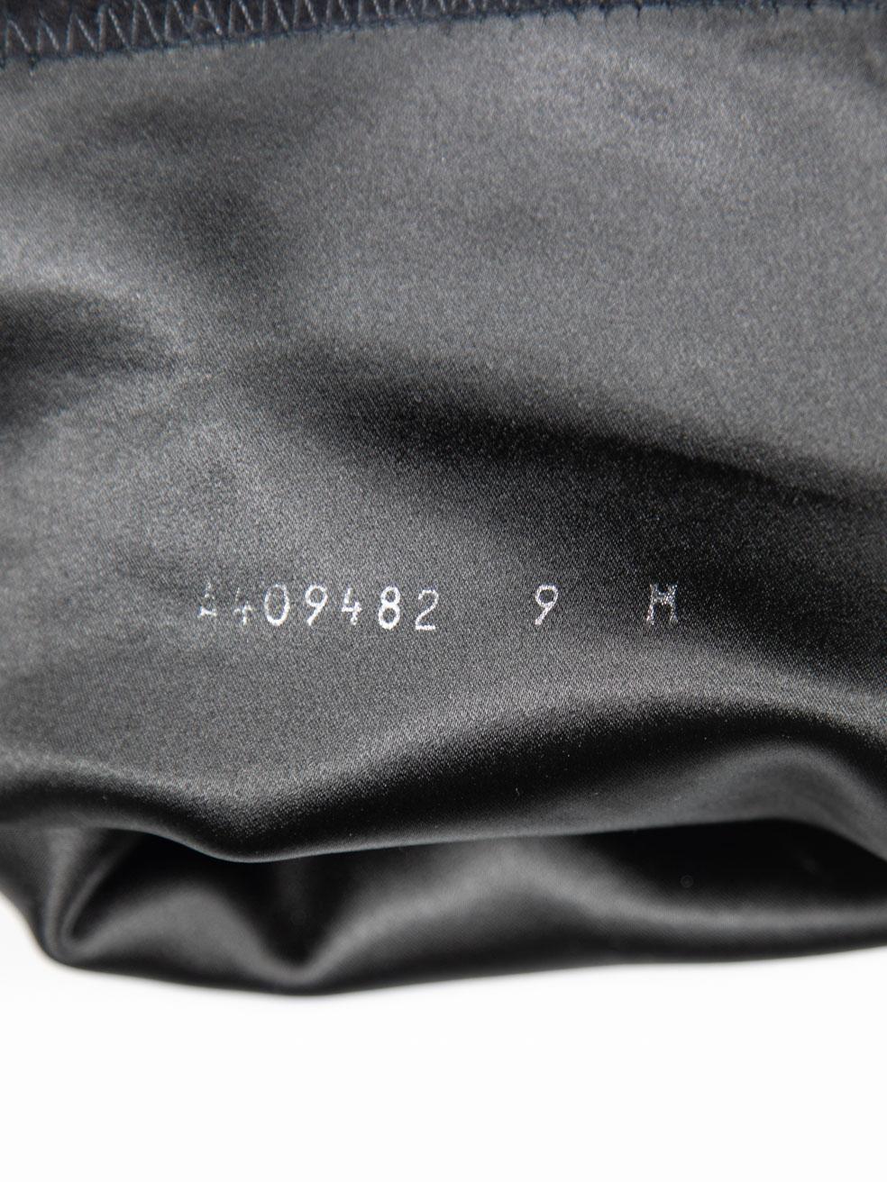 Stuart Weitzman Bottes à lacets en daim noir Taille US 9 en vente 1
