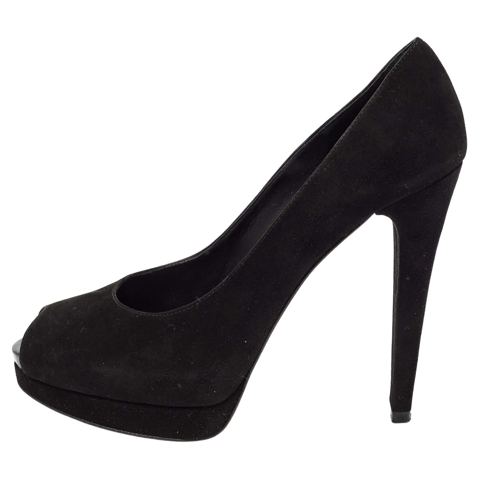 Stuart Weitzman Escarpins Peep Toe en daim noir Taille 38.5