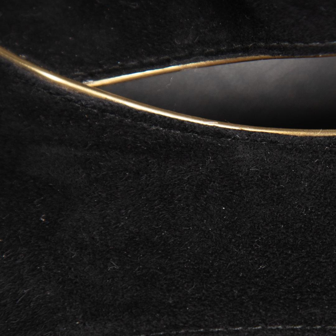 Stuart Weitzman Black Suede Strap Heels Size US 7.5 Pour femmes en vente