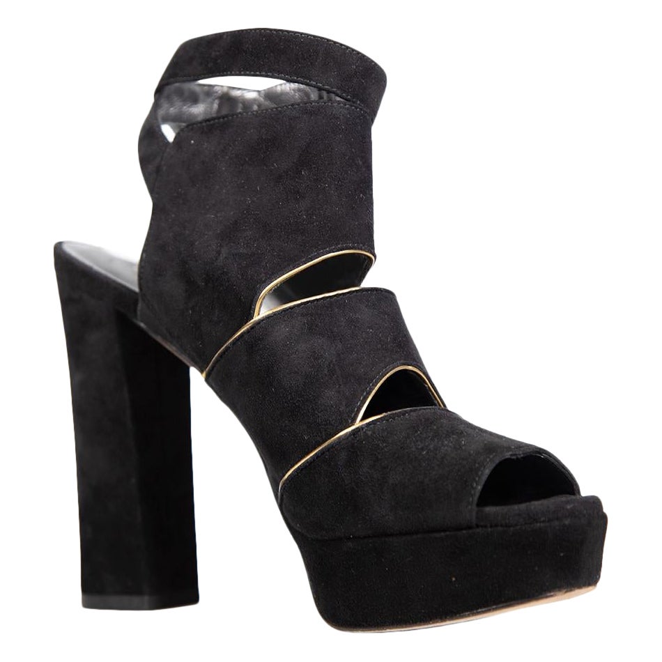 Stuart Weitzman Black Suede Strap Heels Size US 7.5 en vente