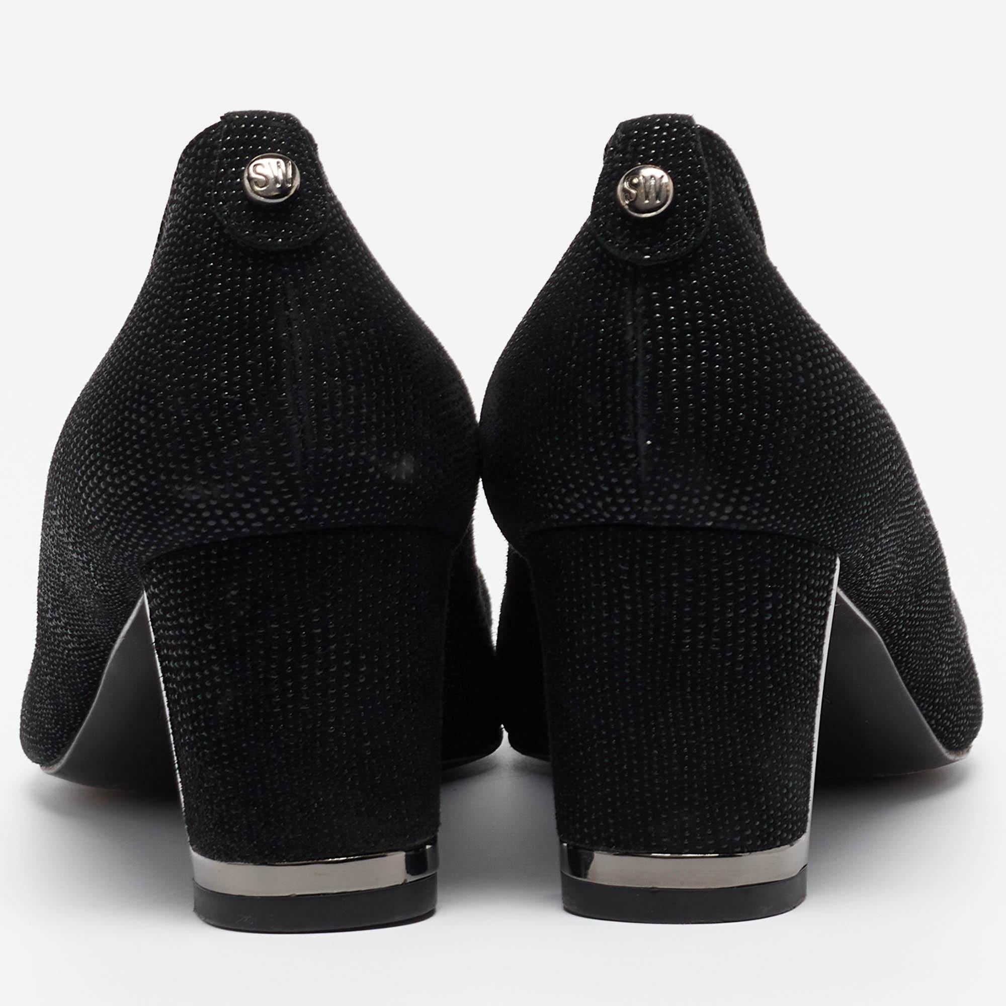 Stuart Weitzman - Escarpins à bout pointu en daim texturé noir - Taille 38,5 Pour femmes en vente