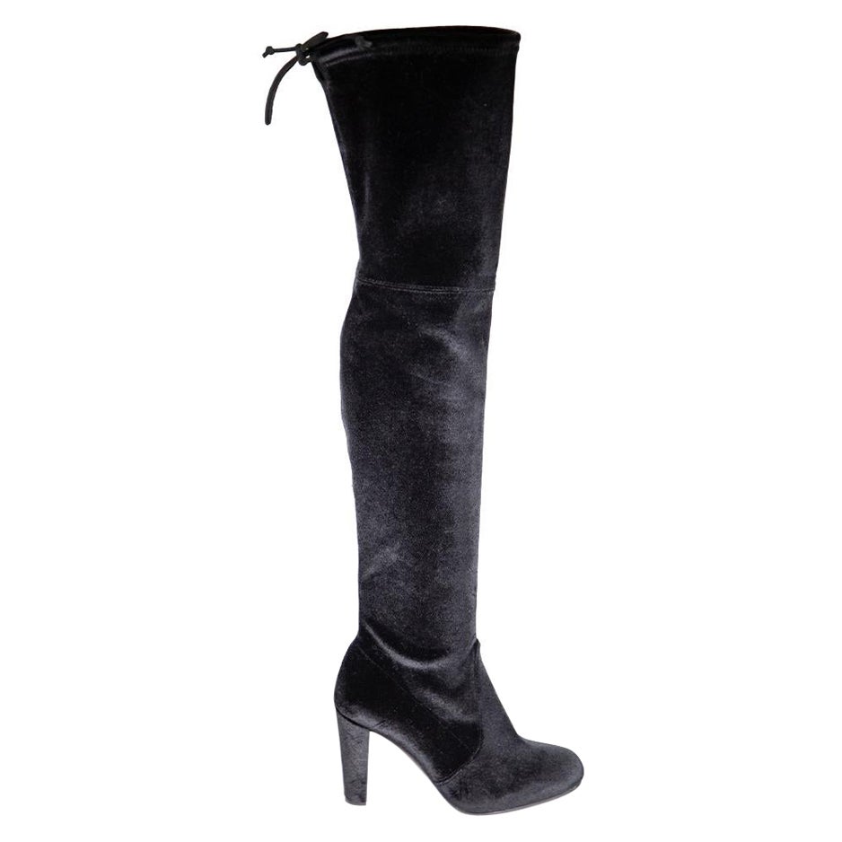 Stuart Weitzman Botas altas a la rodilla de terciopelo negro Talla IT 37 en venta