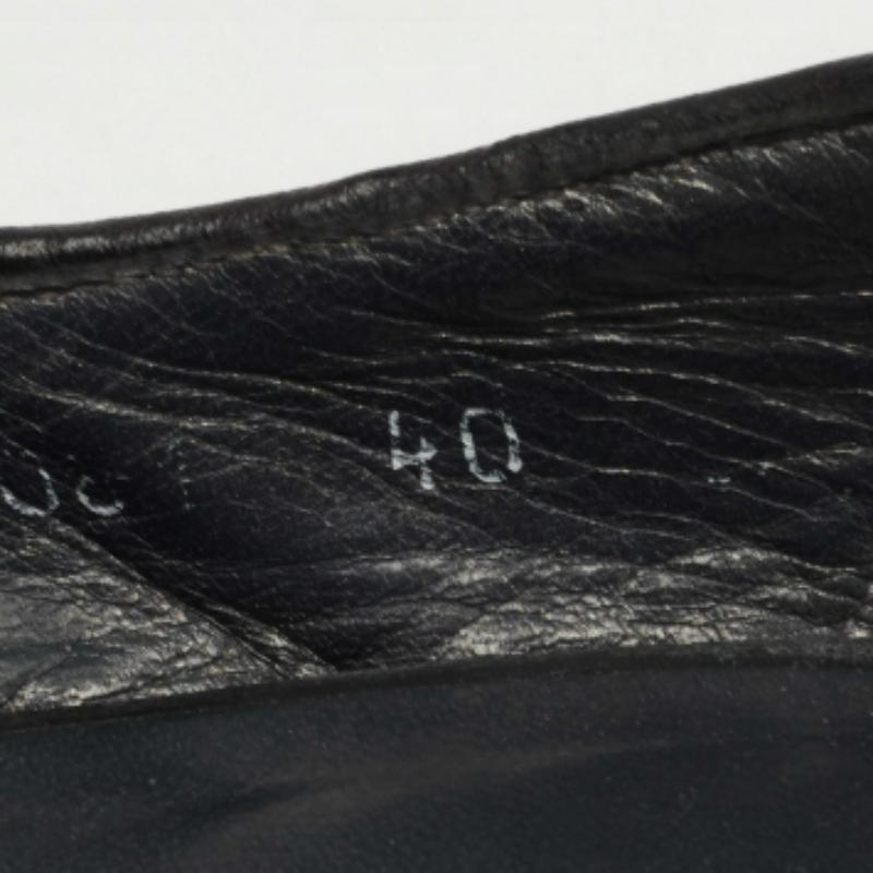 Stuart Weitzman Sandalias de cuña de rafia blanca/negra talla 40 en venta 3