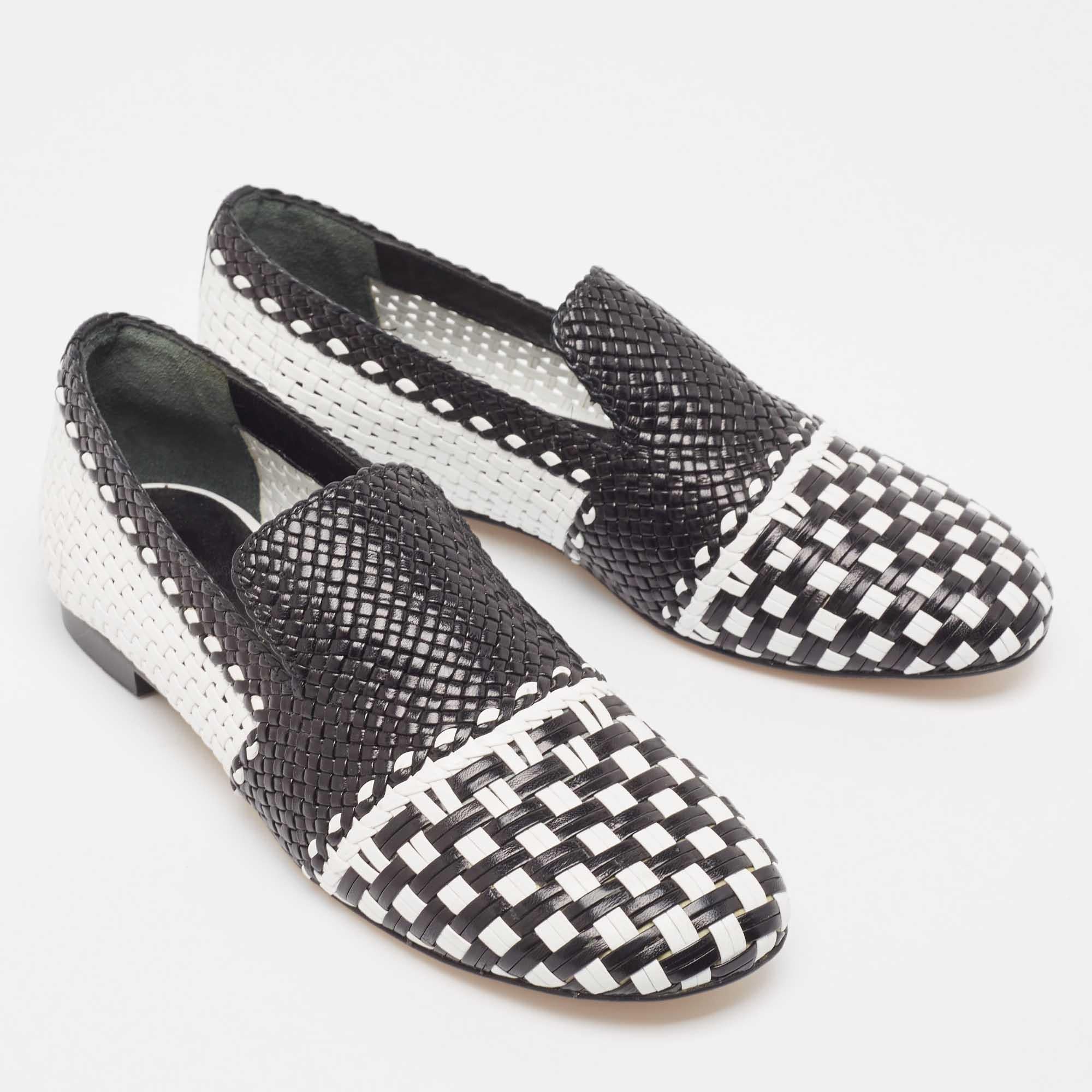 Women's Stuart Weitzman Black/White Woven Leather Riviera Smoking Slippers Size 36 For Sale