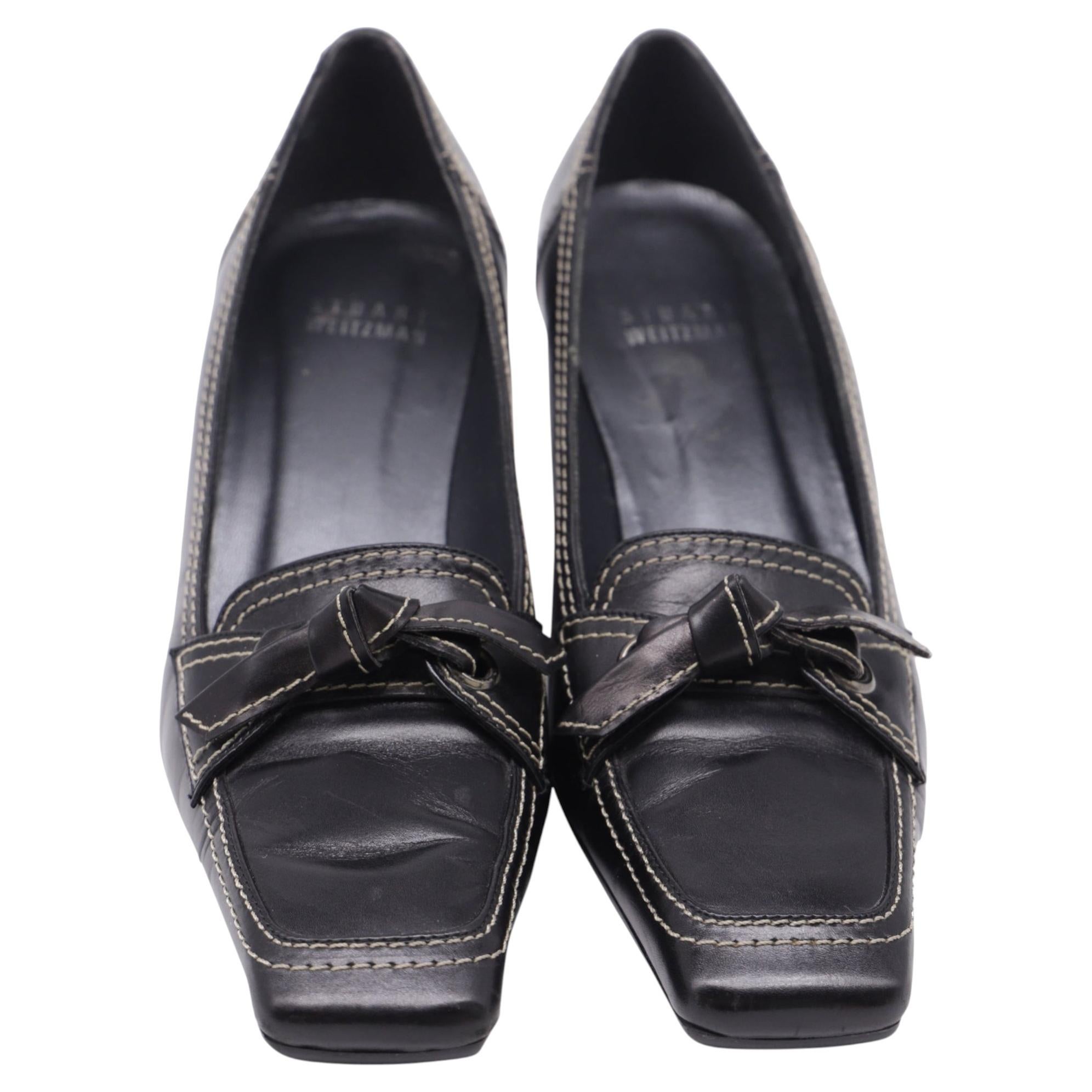Stuart Weitzman Bow Square-Toe Pumps in Black Leather For Sale