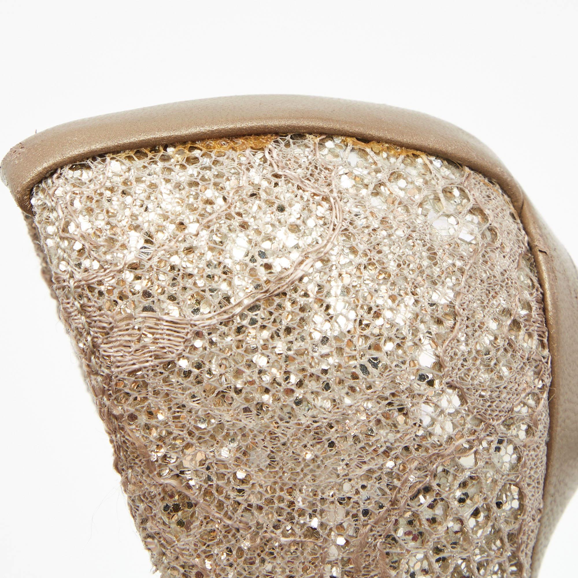 Stuart Weitzman  Escarpins à bout pointu en cuir et paillettes bronze/brun Taille 35 en vente 1