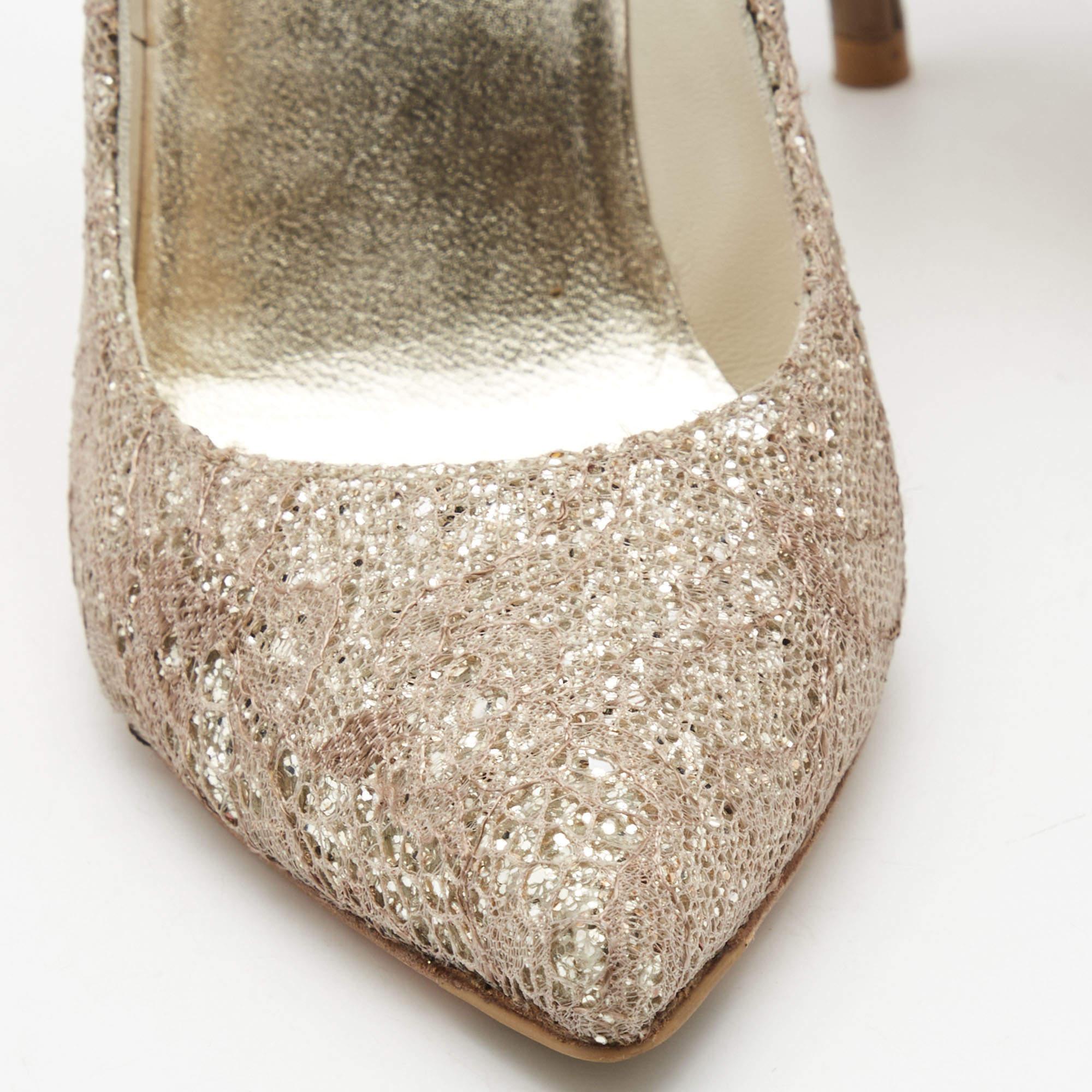 Stuart Weitzman  Escarpins à bout pointu en cuir et paillettes bronze/brun Taille 35 en vente 4