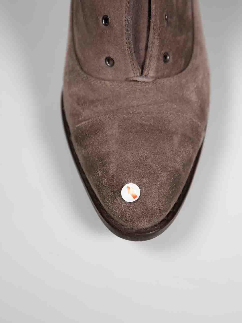 Stuart Weitzman Talons en daim Brown Taille US 10 en vente 1