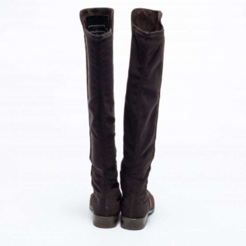 Noir Stuart Weitzman Brown Knee Length Boots en daim Taille 34.5 en vente
