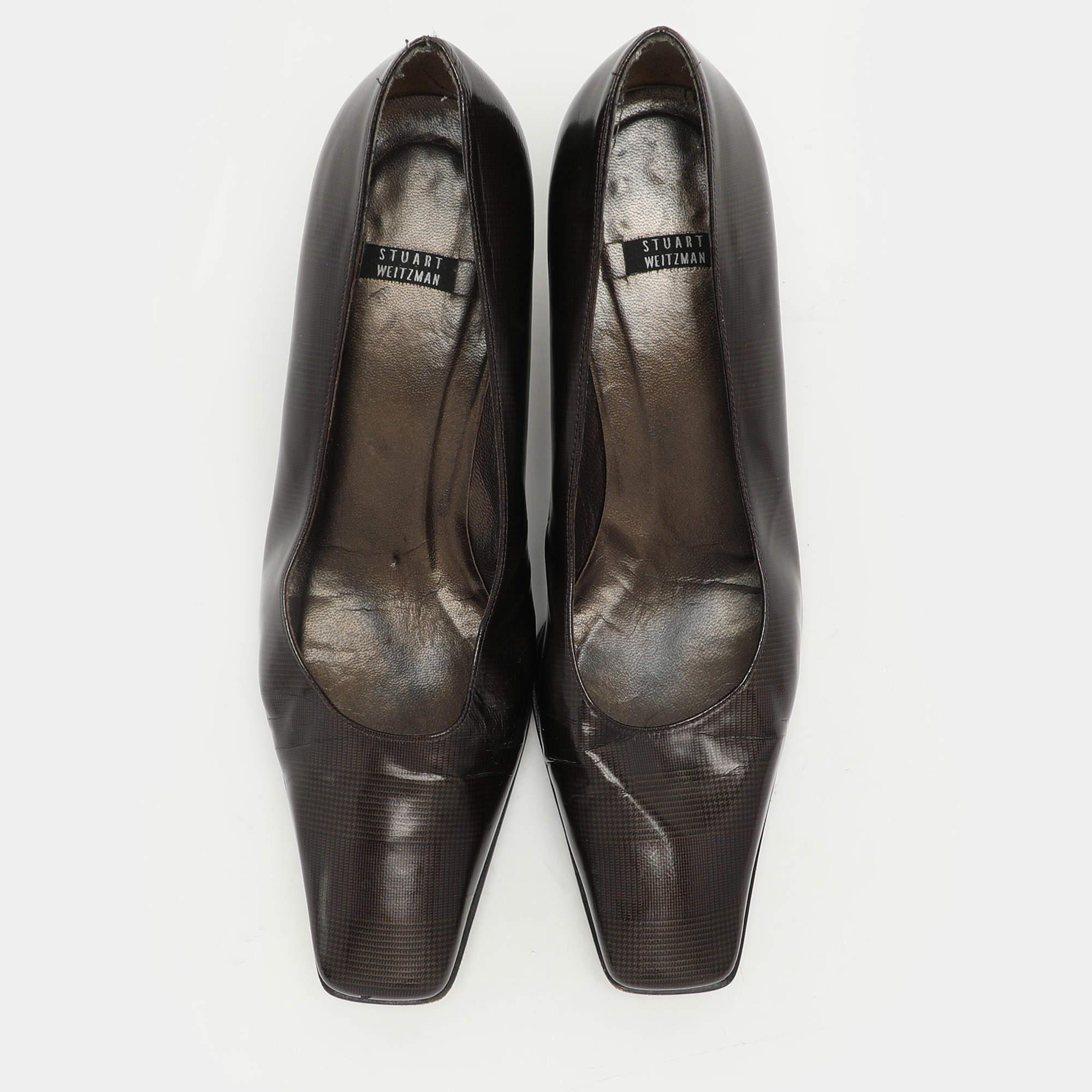 Black Stuart Weitzman Brown Textured Print Leather Pumps Size 39.5 For Sale