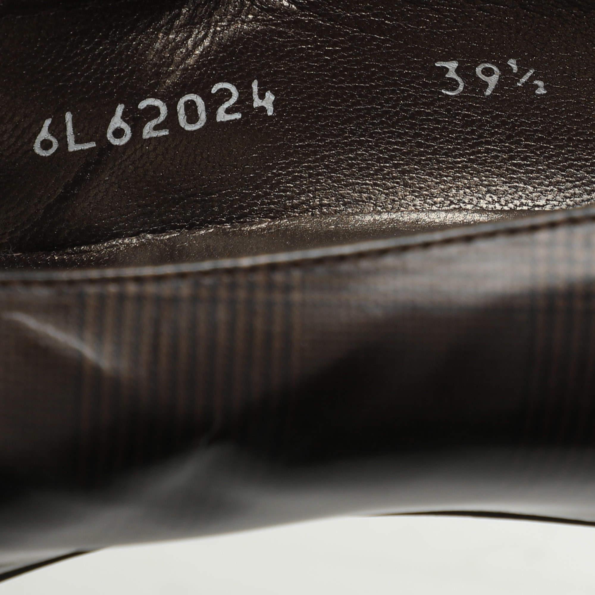 Stuart Weitzman Brown Textured Print Leather Pumps Size 39.5 For Sale 3
