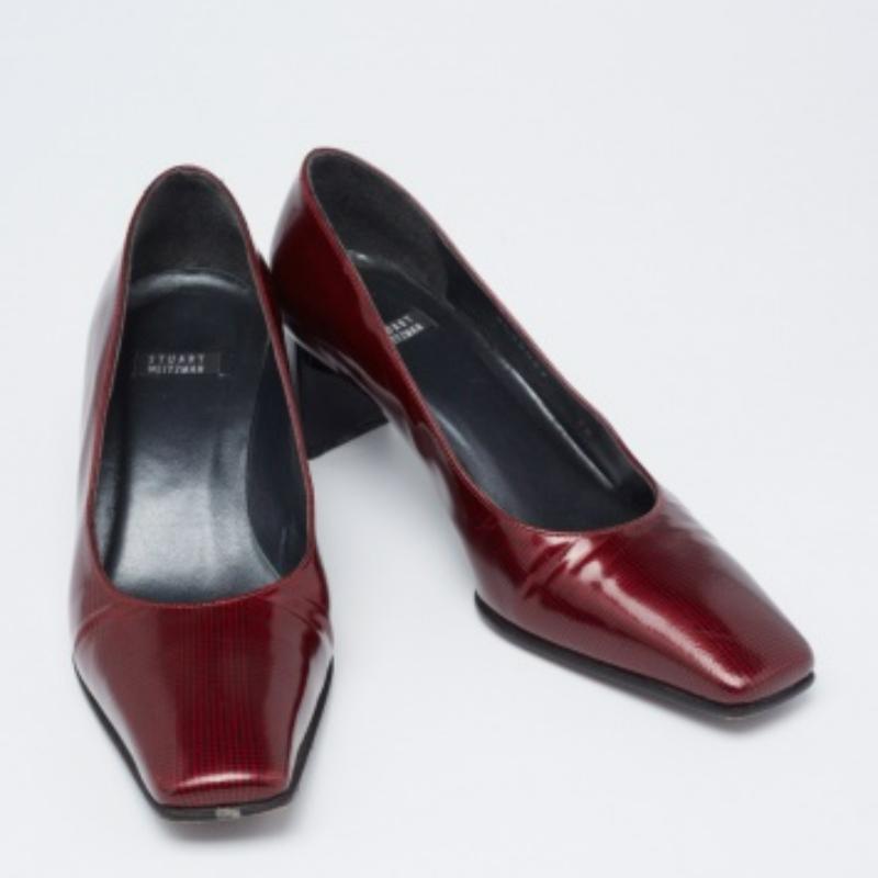 Nero Stuart Weitzman - Pumps a punta quadrata in pelle stampata borgogna - misura 36 in vendita
