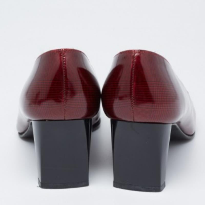 Donna Stuart Weitzman - Pumps a punta quadrata in pelle stampata borgogna - misura 36 in vendita