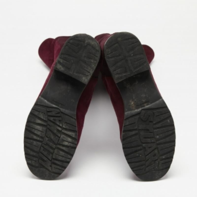 Stuart Weitzman - Stivali al ginocchio in pelle scamosciata borgogna - misura 34,5 in vendita 2