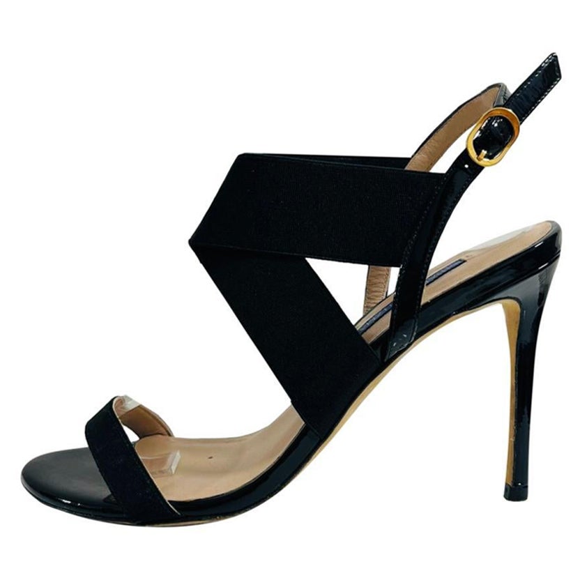 Sandali in pelle verniciata con cinturino incrociato Stuart Weitzman