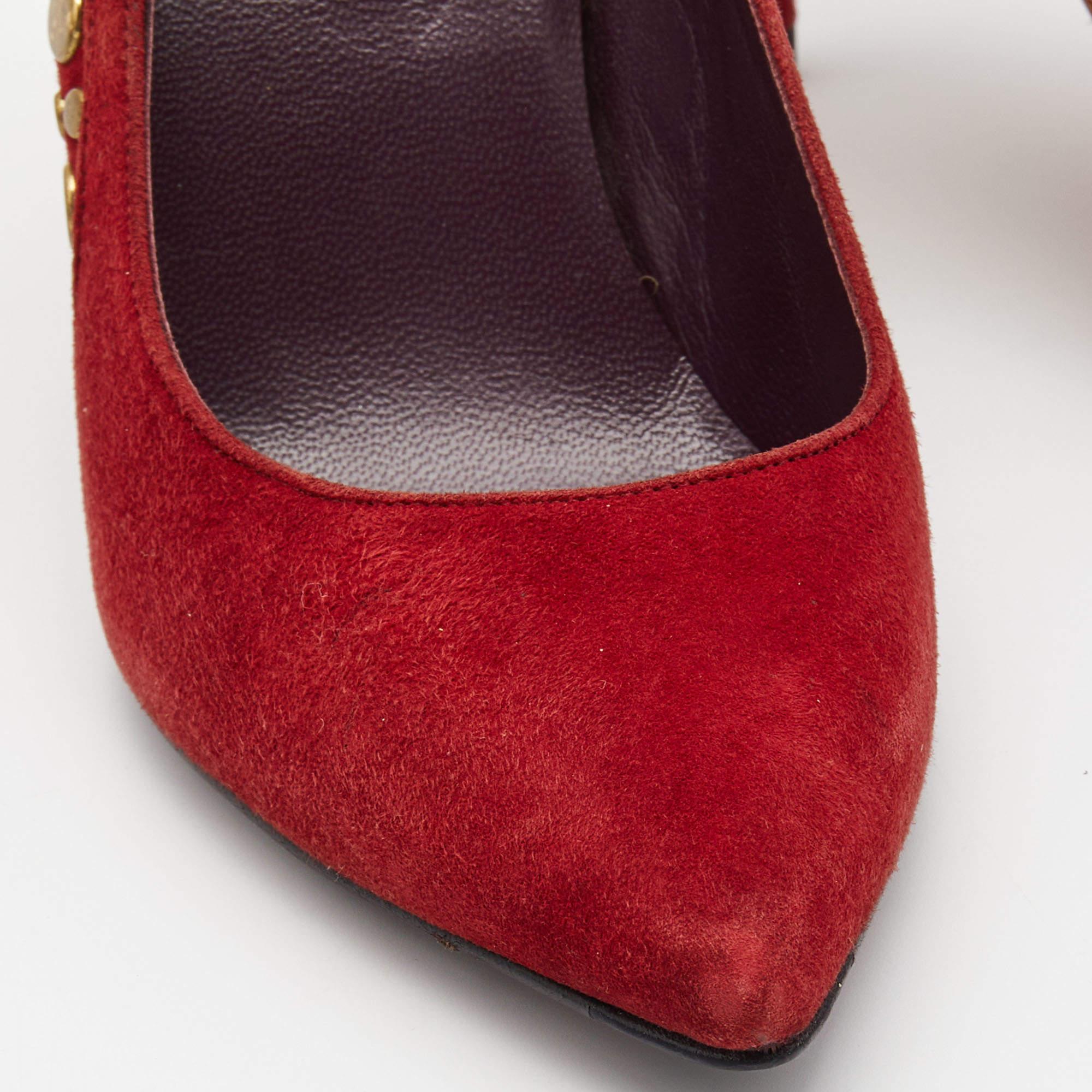 Stuart Weitzman escarpins cloutés rouge foncé taille 37 en vente 3