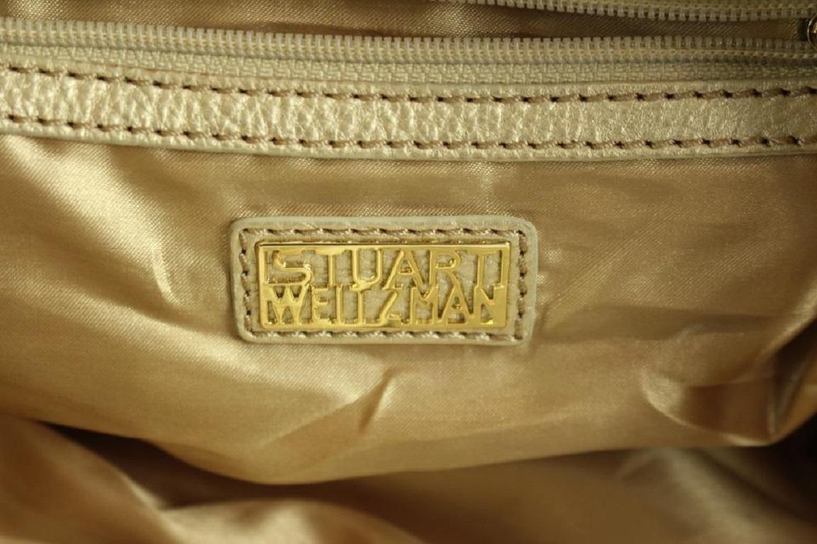 Stuart Weitzman Gold Metallic Lace Ribbon 114misa1025 Beige Shoulder Bag In Good Condition For Sale In Dix hills, NY
