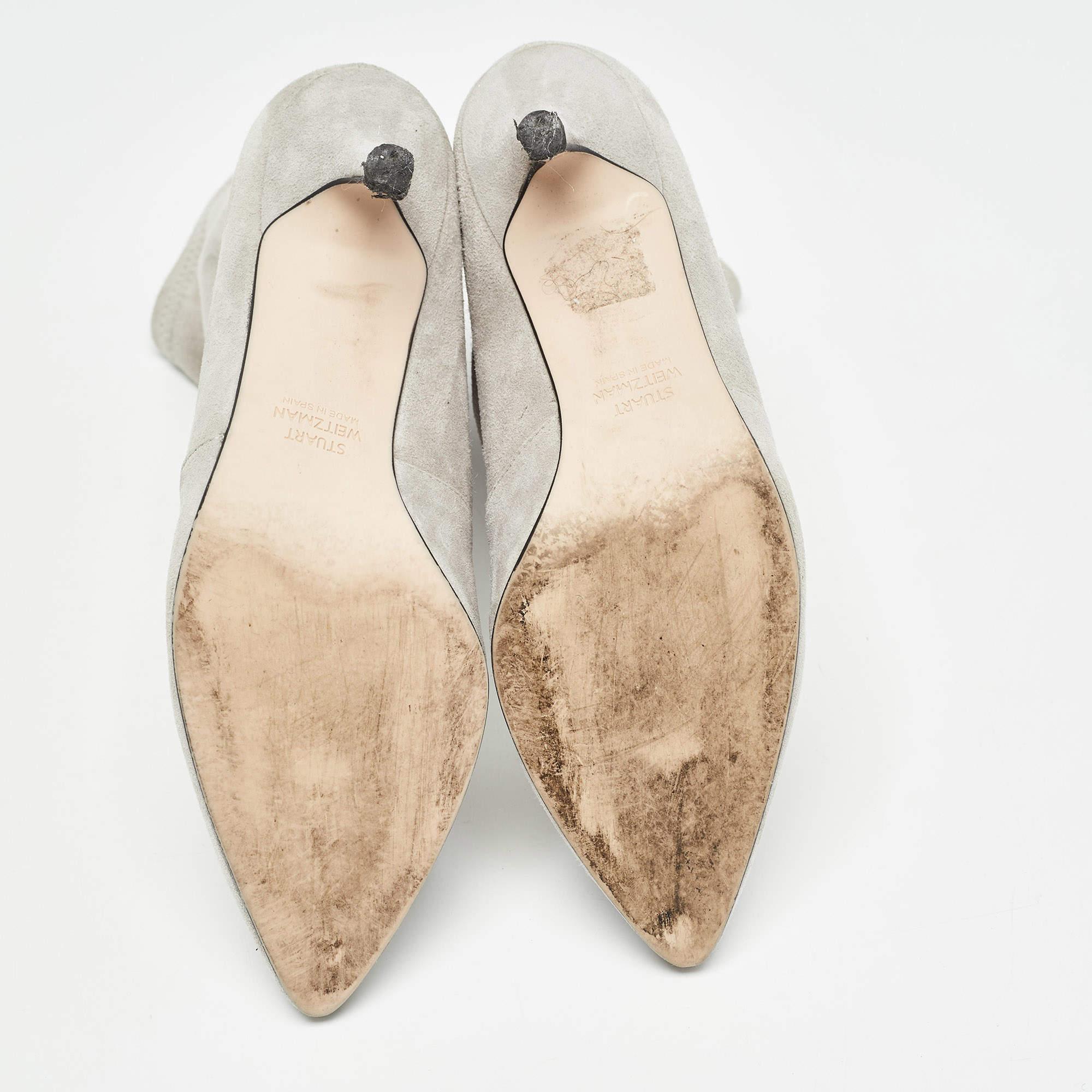 Stuart Weitzman Botines de ante gris Talla 36.5 en venta 1