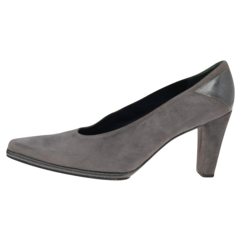 Stuart Weitzman - Escarpins en daim gris, taille 38,5