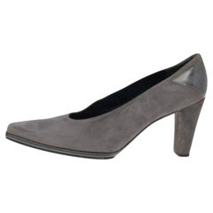 Stuart Weitzman Bombas de ante gris Talla 38.5