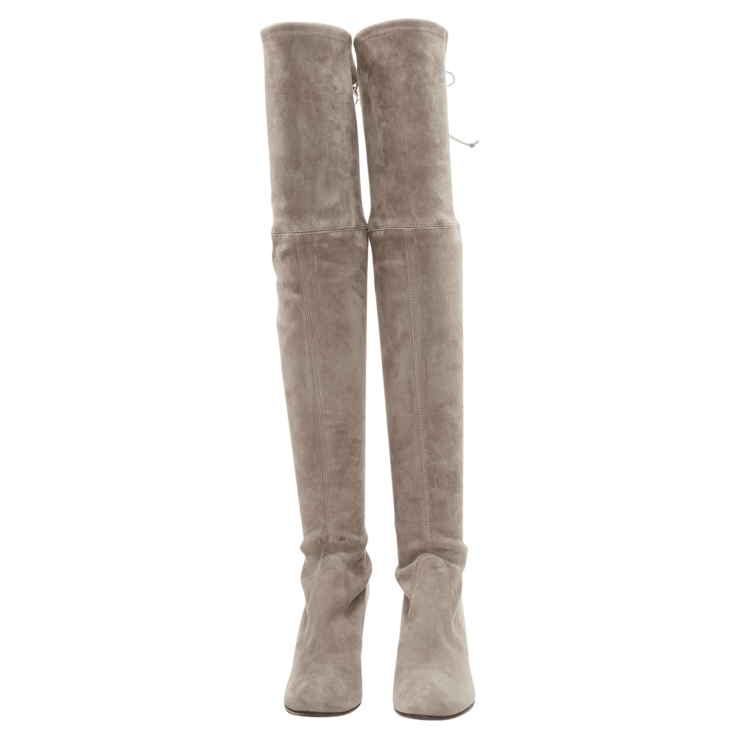 STUART WEITZMAN Highland grey topo suede leather over knee boots EU38.5
Brand: Stuart Weitzman
Material: Suede
Color: Grey
Pattern: Solid
Closure: Pull On
Extra Detail: Pull on over knee boots. Self tie leather string at top. Almond round toe.