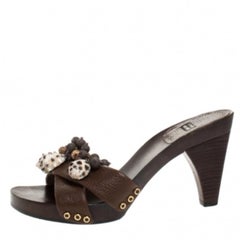 Stuart Weitzman Leather Conch Shell Bead Wooden Platform Sandals Size 37